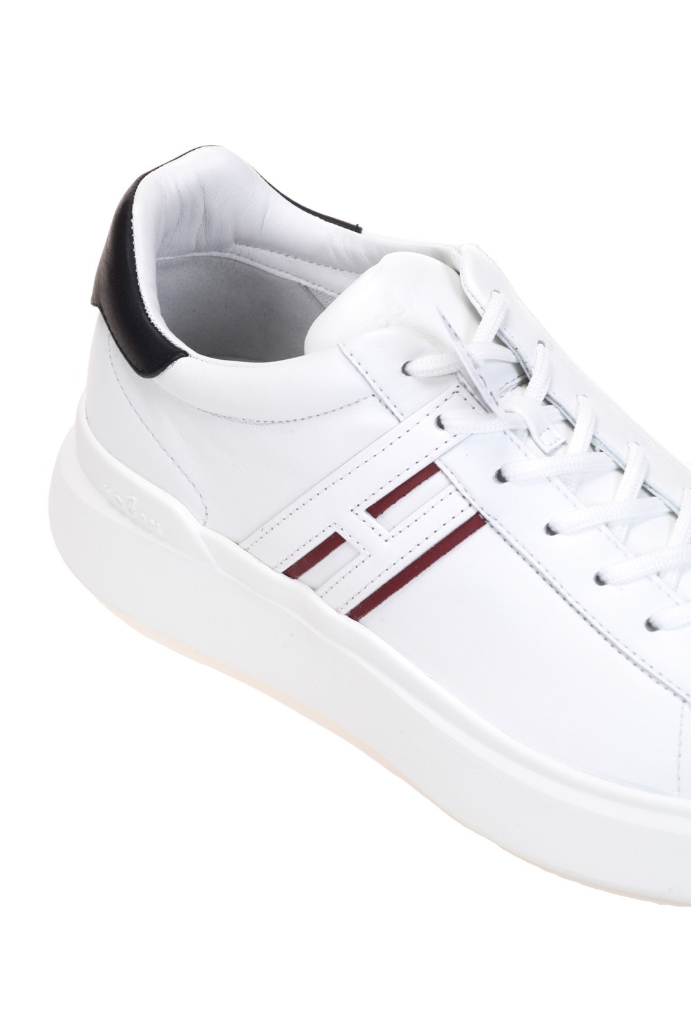 shop HOGAN  Sneakers: Hogan Sneakers H580 in pelle.
Tomaia in pelle.
H laterale.
Fussbett in memory foam.
Suola in gomma.
Indicazioni di cura e mantenimento incluse.
Custodia in tessuto inclusa.
Composizione: 100% pelle.
Made in Italy.. HXM5800DV42QI5-14ZZ number 9908821