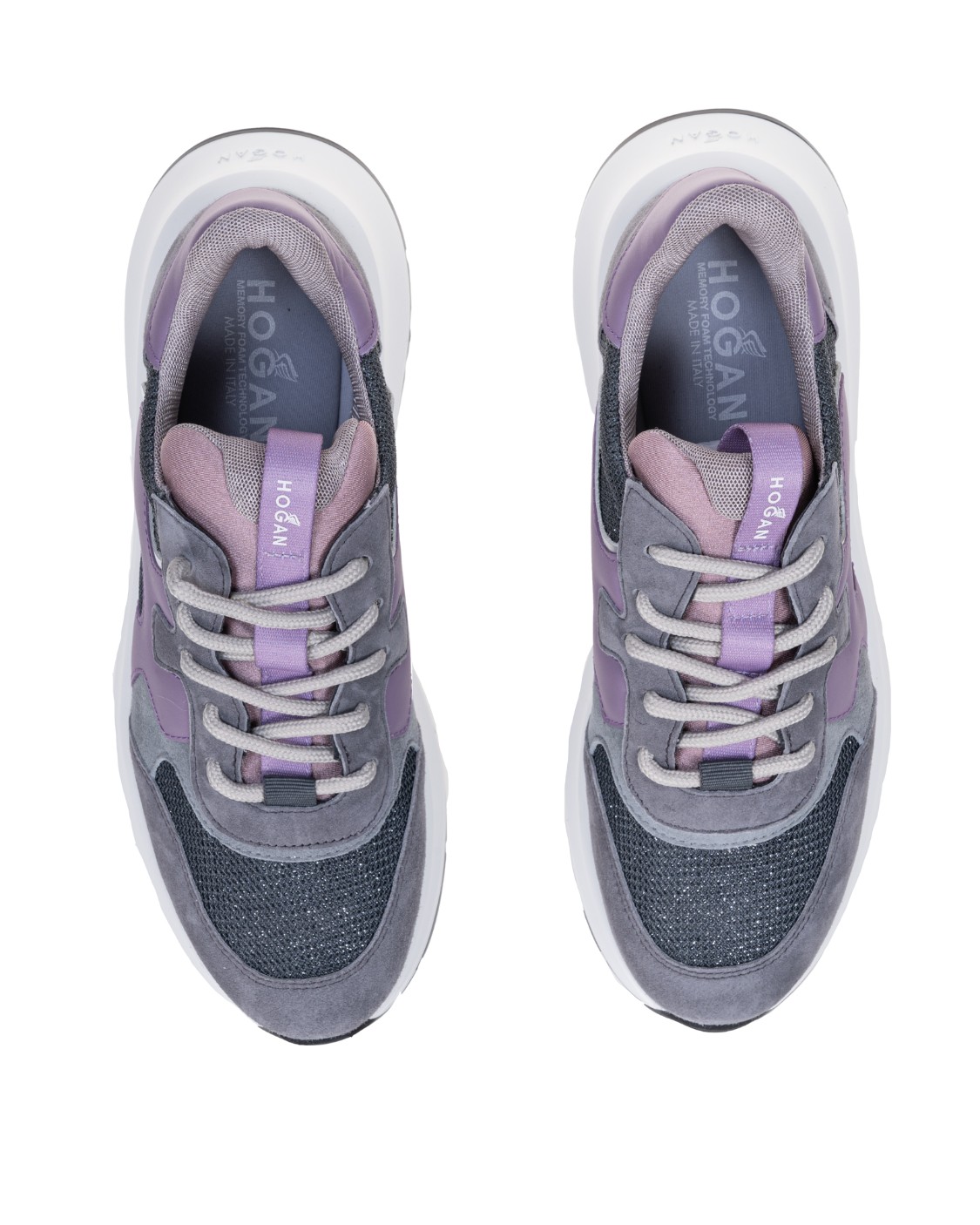 shop HOGAN Saldi Scarpe: Hogan sneakers H585 grigia e viola.
Tomaia in pelle scamosciata.
Inserti in tessuto tecnico shiny.
Dettagli in pelle liscia e metallizzata.
H laterale ondulata in pelle liscia.
Fussbett in memory foam 5 mm.
Suola in gomma extralight.
Altezza totale 5,5 cm.
Custodia in tessuto inclusa.
Made in Italy.. HXW5850EK803HX-0YAZ number 5796009