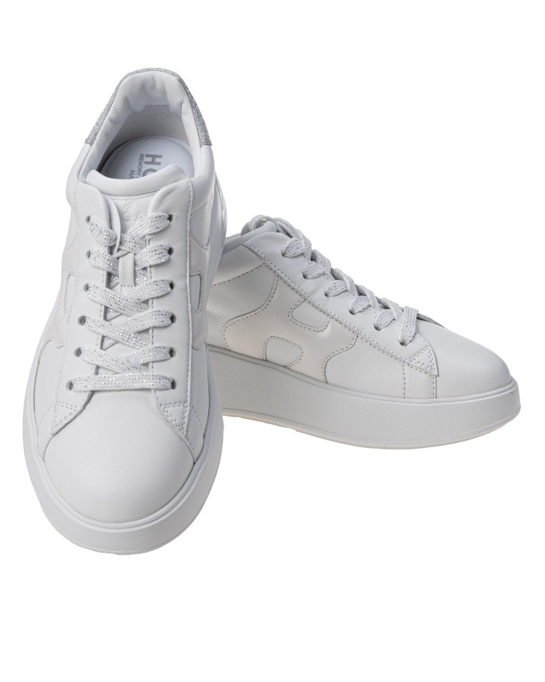 shop HOGAN Saldi Sneakers: Hogan sneakers Rebel.
Tomaia in nappa.
H laterale e dettagli in pelle laminata effetto mosso.
Fussbett in memory foam.
Suola in gomma.
Altezza percepita 5 cm.
Indicazioni di cura e mantenimento incluse.
Custodia in tessuto inclusa.
Composizione: 100% Pelle.
Fabbricato in Italia.. HXW5640DN60QYQ-0351BIANCO/ARGENTO number 7378365