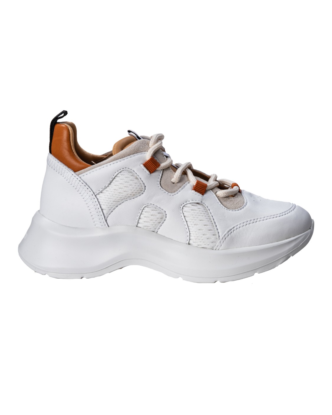 shop HOGAN Saldi Sneakers: Hogan sneakers speedy H585 bianco.
Tomaia in pelle liscia.
Inserti in tessuto a rete.
Dettagli in suede.
H laterale ondulata.
Fussbett in memory foam 8 mm.
Suola in gomma extralight.
Altezza totale 5,5 cm.
Custodia in tessuto inclusa.
Made in Italy.. HXW5850DU70R89-0MRR number 9649648