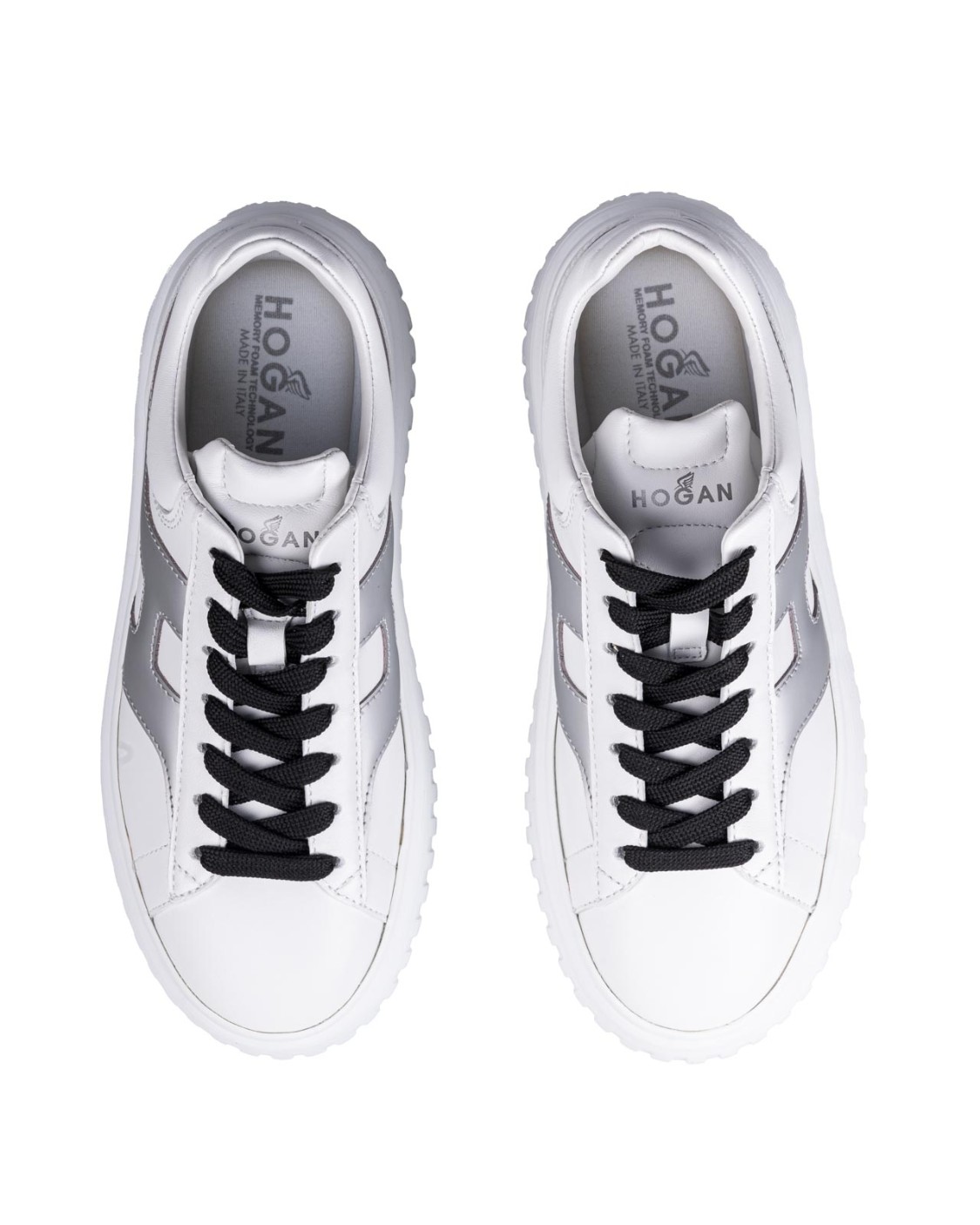 shop HOGAN Saldi Sneakers: Hogan sneakers Hogan H-Stripes bianco.
Tomaia in nappa.
Inserti in pelle lucida.
H laterale.
Fussbett in memory foam 8 mm.
Suola in EVA.
Altezza totale 5,8 cm.
Indicazioni di cura e mantenimento incluse.
Custodia in tessuto inclusa.
Include un paio di lacci aggiuntivi.
Made in Italy.. HXW6450FE91NCD-0351 number 508064